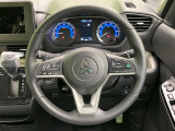 【純正革巻きステアリング】上質な革を使用することで、手にしっかり馴染みとても運転しやすいハンドルです♪