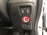 【両側電動スライドドア】リモコンや運転席のスイッチ操作のほか、ドアハンドルを少し引くだけでリアドアが自動開閉します♪