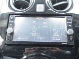 ナビゲーションの他にテレビ、ラジオ、CD、Bluetoothなど色々な機能がついていますので、運転も楽しくなります。