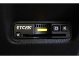 ETC2.0の車載機搭載です!!ETCカードを挿入すれば料金所はノンストップで通過できます。ETC限定の割引や、高速道路の情報提供サービスを利用できます♪