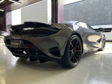 3994ccV8ツインターボ 750PS/7500rpm 800Nm/5500rpm(カタログ値) 1,440kg ステルスホイールフィニッシュ マシンロゴキャリパ P-ZERO CORSA 245/35ZR19・305/30ZR20 電気色変化ガラス クロミック電動オープン