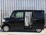 現車確認をご希望の際は、ご希望の日時等を中古営業スタッフまでご連絡下さい。もちろんお見積りメールでのご連絡もお待ちしております。