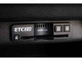 ETC2.0の車載機搭載です!!ETCカードを挿入すれば料金所はノンストップで通過できます。ETC限定の割引や、高速道路の情報提供サービスを利用できます♪