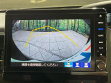 【バックカメラ】駐車時に後方がリアルタイム映像で確認できます。大型商業施設や立体駐車場での駐車時や、夜間のバック時に大活躍!運転スキルに関わらず、今や必須となった装備のひとつです!