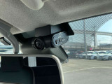 純正前方ドライブレコーダー!映像は、ナビゲーションのモニターに映し出すことができるので、その場で確認が出来ます!