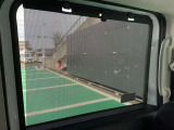サンシェードつきでまぶしい時でも安心♪