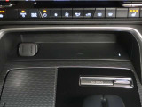 各種装備ございますので是非一度ご来店いただいて現車のご確認お願いいたします。