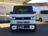 お客様に安全で快適なカーライフをお送りいただくために、中古車にも高いレベルの品質基準を設け、その基準に従って、全ての中古車について納車前整備を実施しています。