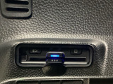 ハンドルの左下にETCがついています。高速道路の料金所の通過も楽々です。 カードの取り出しもしやすい場所についています。