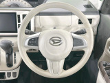 ステアリングも使用感が少なく、きれいな状態となっております♪