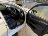 運転席開口部もこの通り。