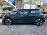 ★全国ご納車大歓迎です。特別低金利から様々なサービスをご用意しております。MINI NEXT正規ディーラーです♪