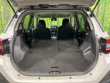 後席を格納すると、これだけの広さが!シーンに合わせたシートアレンジで、大きな荷物も積むことが出来ます♪