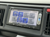 【純正ナビ】人気の純正ナビを装備しております。ナビの使いやすさはもちろん、オーディオ機能も充実!キャンプや旅行はもちろん、通勤や買い物など普段のドライブも楽しくなるはず♪