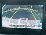 バックビューモニターです。後退時、後方をモニターで直接見ることができます。また高感度カメラですので僅かな光でもくっきりと見ることができるので夜でも安心して駐車出来ます。