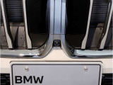 BMW代表的な特徴のキドニーグリル。BMWのすべてのモデルに採用され、BMWらしさを強調しております。