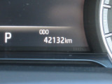 写真撮影時の走行距離は42132kmです!