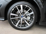 左前 オシャレは足元からが基本!アルミホイールが決まってます!「*ホイールロックナットは展示用です」