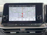 多機能ナビゲーションがあなたをしっかり目的地までサポートします。スマホのナビとは自車位置精度が違います。純正ナビなら保証も対象で安心です。