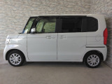 オプションになりますが、ボディーコーティングもご用意しております。新車の輝きに近づき、洗車などのお手入れも楽になりますよ。