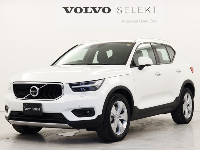 XC40 B4 モメンタム 