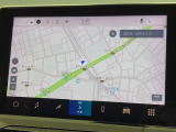 ●純正ナビ:一体感のあるナビは、高級感ある車内を演出してくれます。オーディオ機能も充実しておりますので、運転もより楽しめます♪
