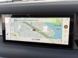 ナビゲーションを装備!更にアップルカープレイ、アンドロイドオート、Bluetoothなど各メディアにも対応しており、お使いのメディアと連携させ、より快適なドライブをお楽しみいただけます。