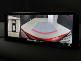 360&deg;モニターが標準装備されておりますので、細い道や狭い駐車場でもラクラク♪ 視認性もバッチリです。