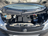 エンジンルームの画像です。店舗にて現車の確認もいただけますので、お電話で在庫のご確認の上是非ご来店くださいませ!!!ワクワクするクルマ選びをご提案します!