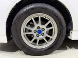 ホイールだけでも車のイメージがかなり変わりますね。