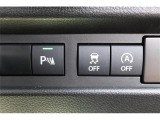 パーキングセンサー付で、車庫入れも駐車もラクラクです。