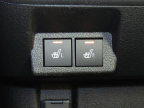 運転席・助手席シートヒーター付です。寒い日のお出かけも楽しくなります。