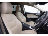 XC60 D4 SE ディーゼル 