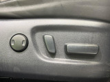 【パワーシート】スイッチ一つで簡単にシートの微調整が可能!電動だから力もいりません!快適なシートポジションにセットして、快適なドライブをお楽しみください。
