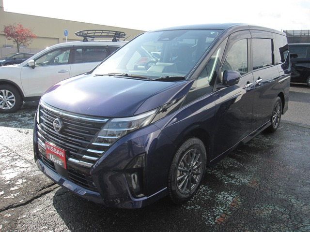 セレナ 2.0 ハイウェイスターV 4WD 