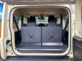 普段のお買い物や通勤、送迎等に十分な荷室スペースを確保しております。セカンドシートを倒すと、大きな荷物の積載も可能です♪