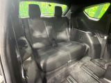 3列目シートはもちろん状態良好☆大人でもゆったりと座って頂けますので、大人数でのお出かけもラクラクです♪ご家族で、気の知れた仲間で、ドライブに行くのが楽しみですね♪