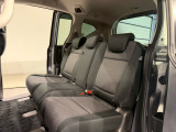 清潔で広々したシートです!後部座席でもゆったり快適に過ごせるので、後ろに座る人たちもドライブが楽しくなりますよ。是非、現車を見て体感してみてください。