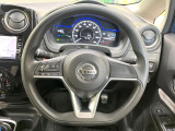 ステアリングも使用感が少なく、きれいな状態となっております♪