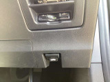 ETCももちろん搭載。いちいち料金所で停車する必要なんて当然ないです。スムーズにストレスなくドライブをお楽しみください。(※支払総額にセットアップ費用は含まれておりません。)