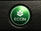 ★ECONスイッチ★ エコドライブを加速しよう!スイッチをONにすると、運転の仕方によるロスを抑え込み燃費をよくするようクルマが頑張ります(*^ー^*)燃費向上にチャレンジ♪