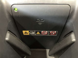 置くだけ充電は、車種によって寸法に違いが有る為、詳しくはスタッフにお尋ねください。