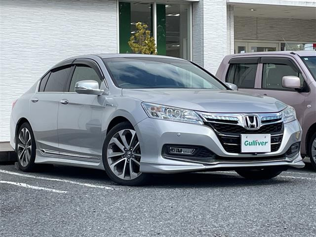 アコードハイブリッド2.0 LX本革シート サンルーフ