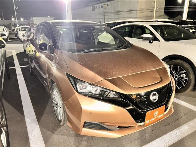 リーフS禁煙車 純正ナビ フルセグ バックカメラ