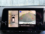 車の周囲が一目でわかる、アラウンドビューモニター