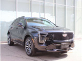 XT4のトランクスペースは広く、更に後席シートを倒せばスペースが広がり、長くて大きなものを載せることも可能です!