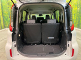 普段のお買い物や通勤、送迎等に十分な荷室スペースを確保しております。セカンドシートを倒すと、大きな荷物の積載も可能です♪