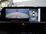 バックガイドモニターで、後方を確認しながら安心して駐車することができます。運転初心者も熟練者も必須の機能ですよ!