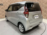 ■充実のアフターサービス■ 車の販売はもちろん、自社整備工場・自社鈑金工場・オイル交換&点検専門店舗を完備しておりますので納車後もお客様のカーライフをトータルでサポートいたします。