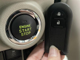 【スマートキー(エンジンスタートストップスイッチ)】スマートキー(電子キー)を持っていれば、スイッチを押すだけでエンジンをかけることができます!